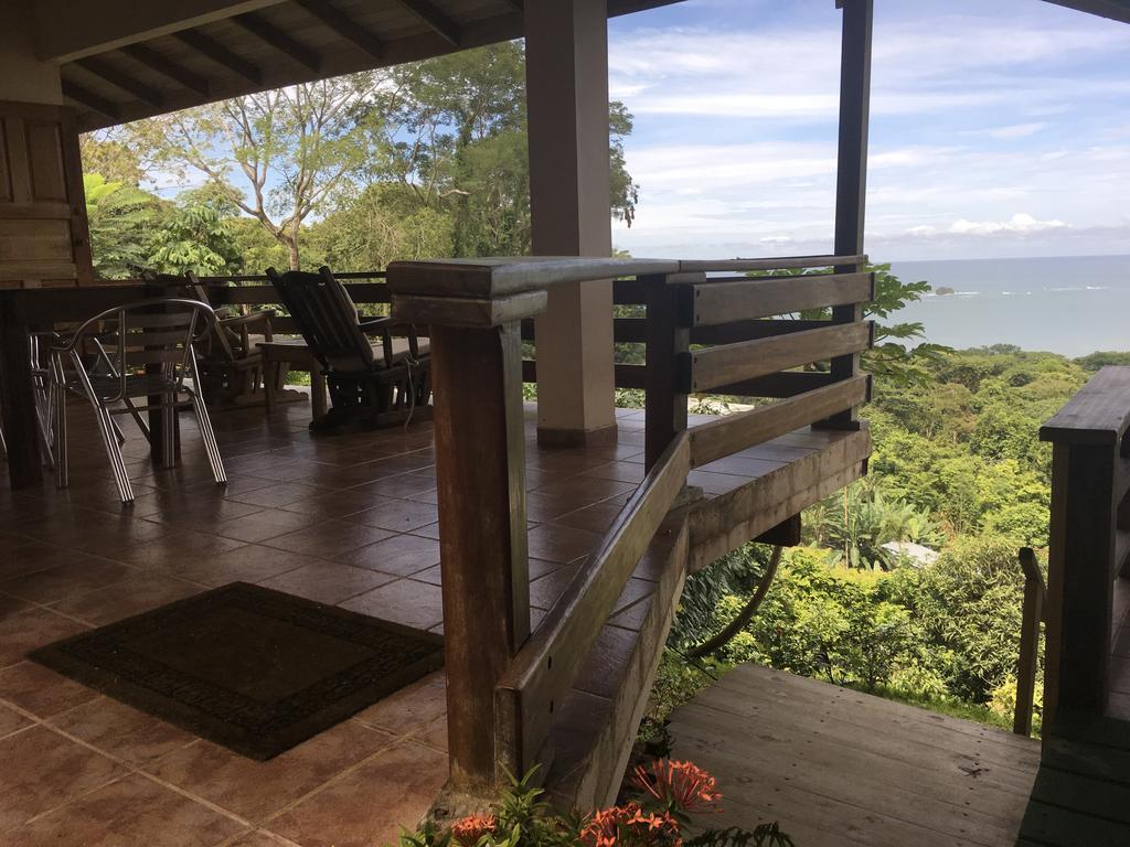 Many'S House Hotel Ballena Exterior foto
