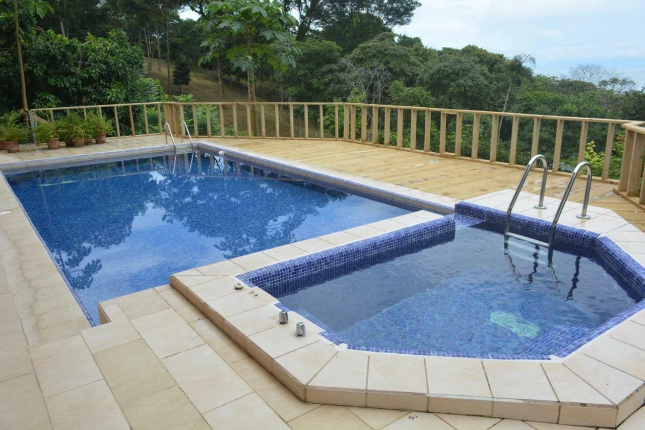 Many'S House Hotel Ballena Exterior foto
